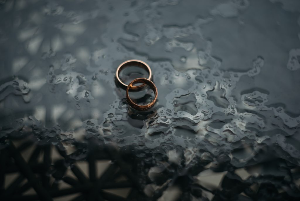 Qui règle les dettes du couple ou de l&rsquo;ex-époux ?